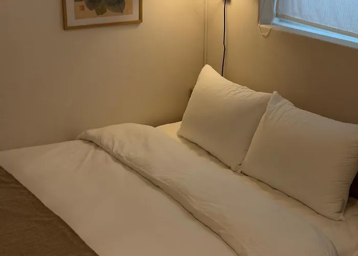 New Cozy Stay, 10 Min To Hongdae, Itaewon, 2 Min To Daeheung Stn, Park View