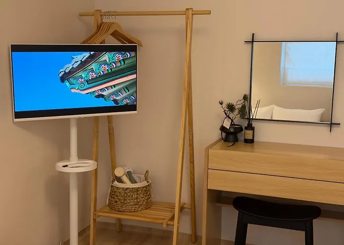 아파트 New Cozy Stay, 10 Min To Hongdae, Itaewon, 2 Min To Daeheung Stn, Park View