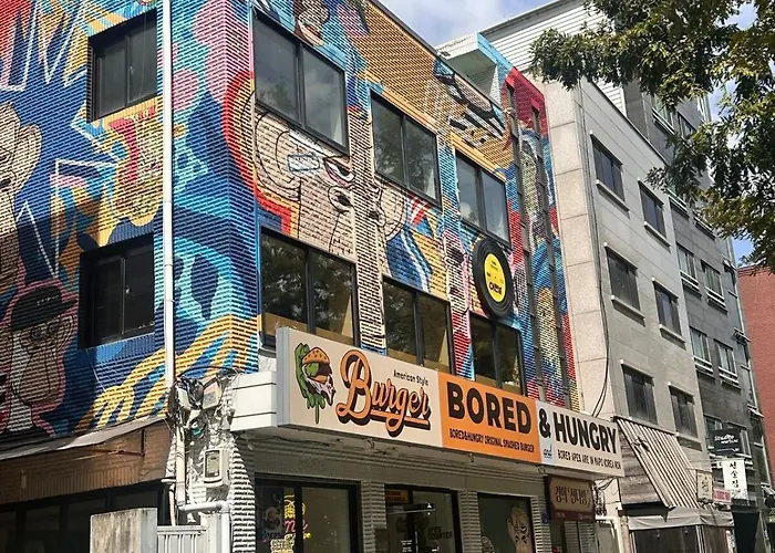 New Cozy Stay, 10 Min To Hongdae, Itaewon, 2 Min To Daeheung Stn, Park View *