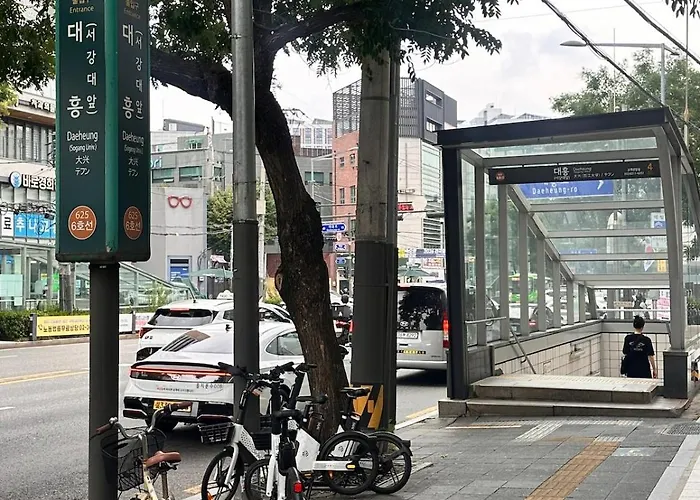 New Cozy Stay, 10 Min To Hongdae, Itaewon, 2 Min To Daeheung Stn, Park View 아파트 *